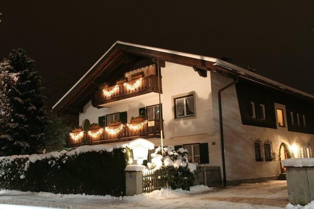 Apartments- Und Ferienhaus Anton Garmisch-Partenkirchen Exterior photo